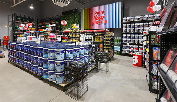 Build it store interior
