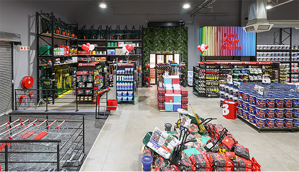Build it store interior